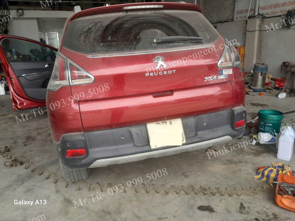 Bơm xăng cho xe Peugeot 3008