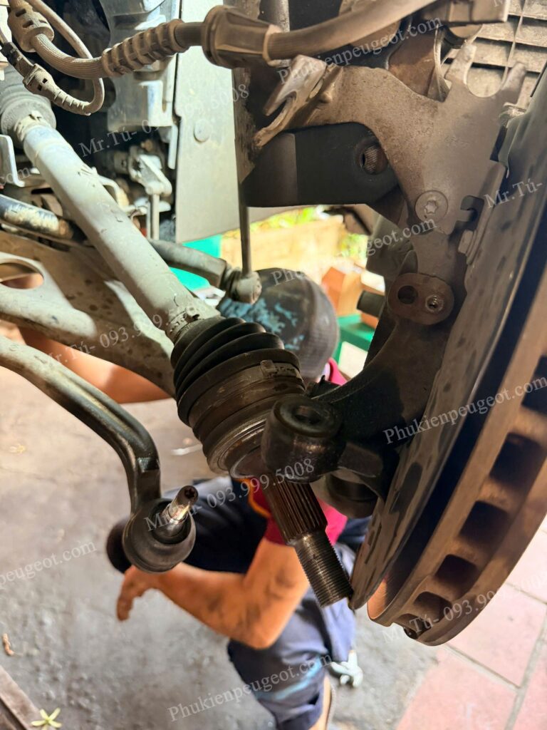 đầu láp xe Peugeot 3008