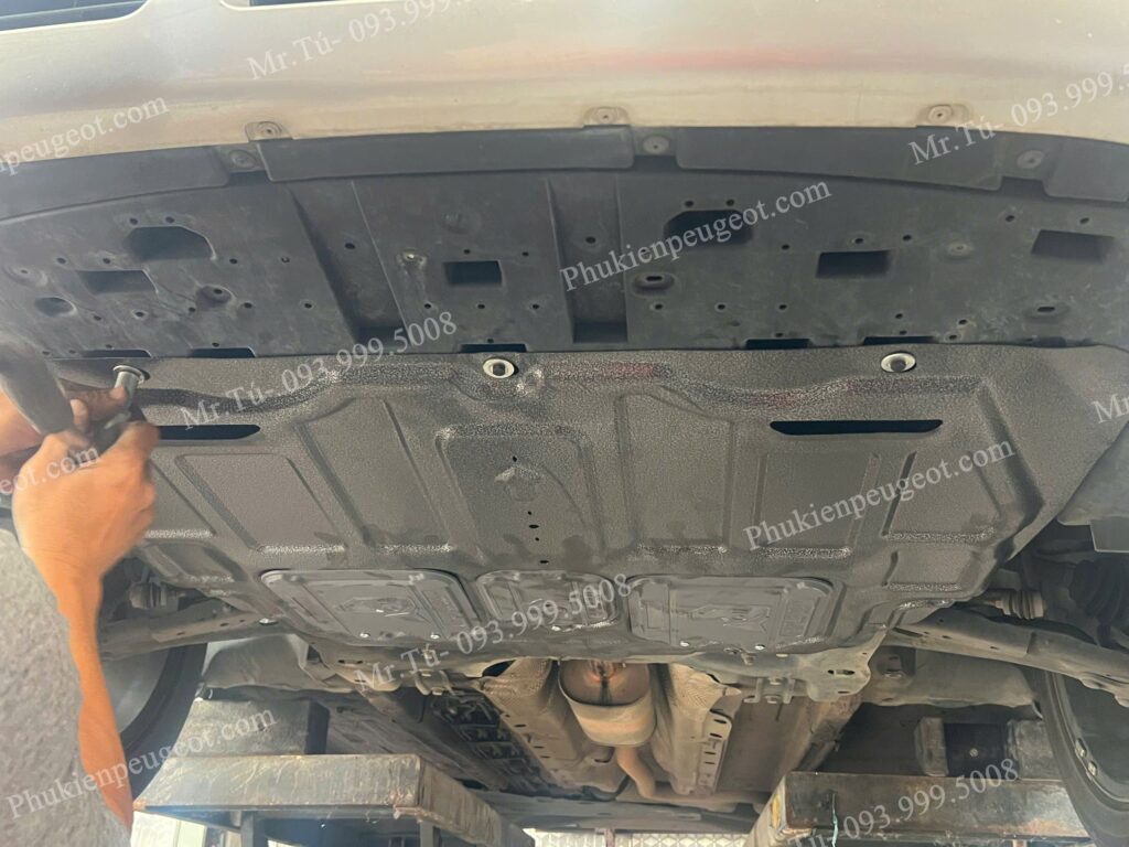 Tấm bảo vệ động cơ Peugeot