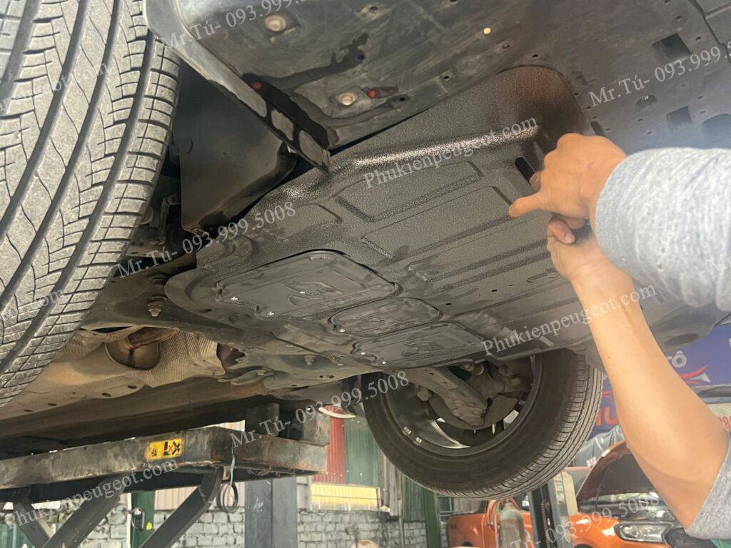 Tấm bảo vệ động cơ Peugeot