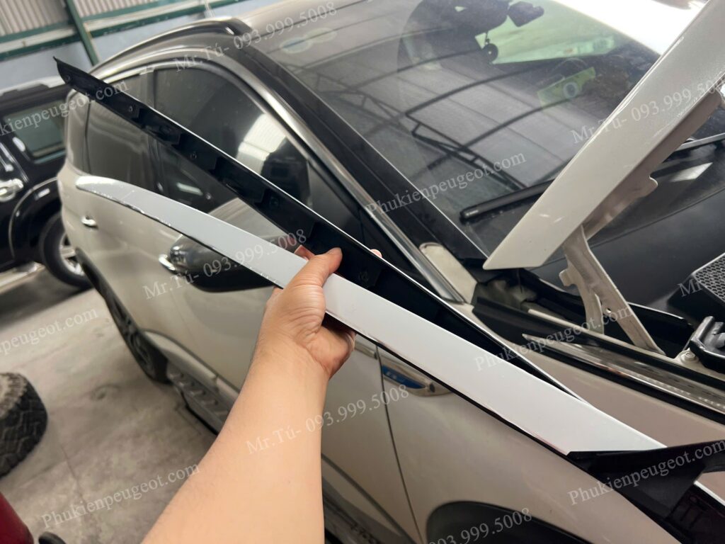 liên hệ Mr.Tú 093.999.5008 tổng kho phụ tùng phụ kiện chính hãng xe Peugeot. Ship COD toàn quốc, hỗ trợ giá xưởng