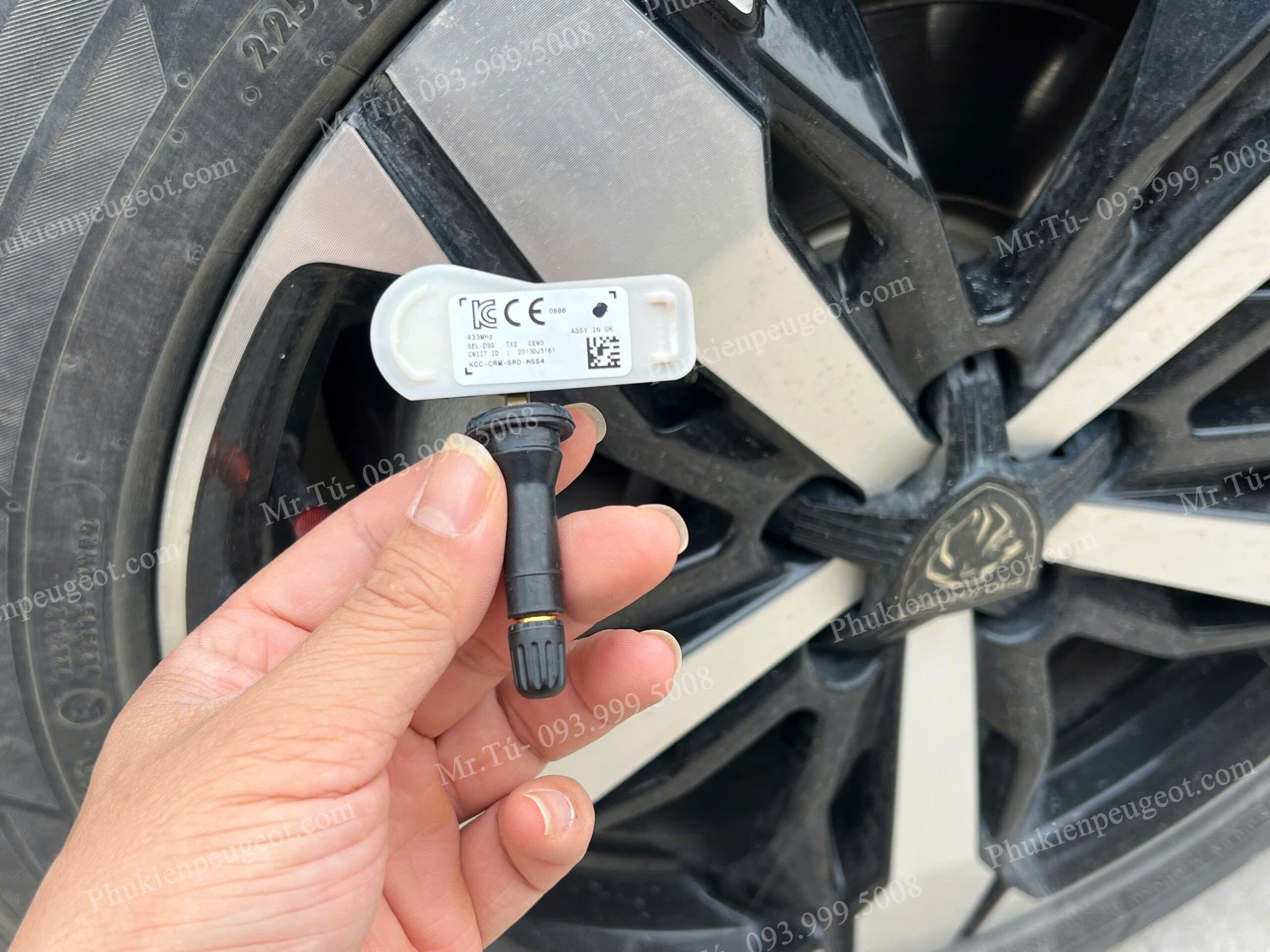 cam-bien-ap-suat-lop-peugeot (1)