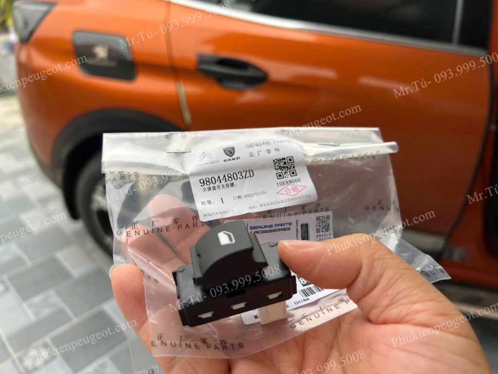 Công tắc lên xuống kính xe Peugeot 
