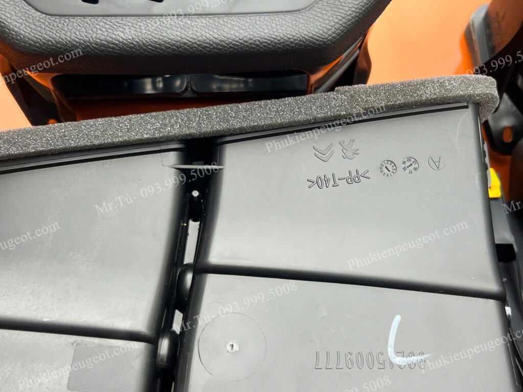 Cửa gió điều hòa xe Peugeot