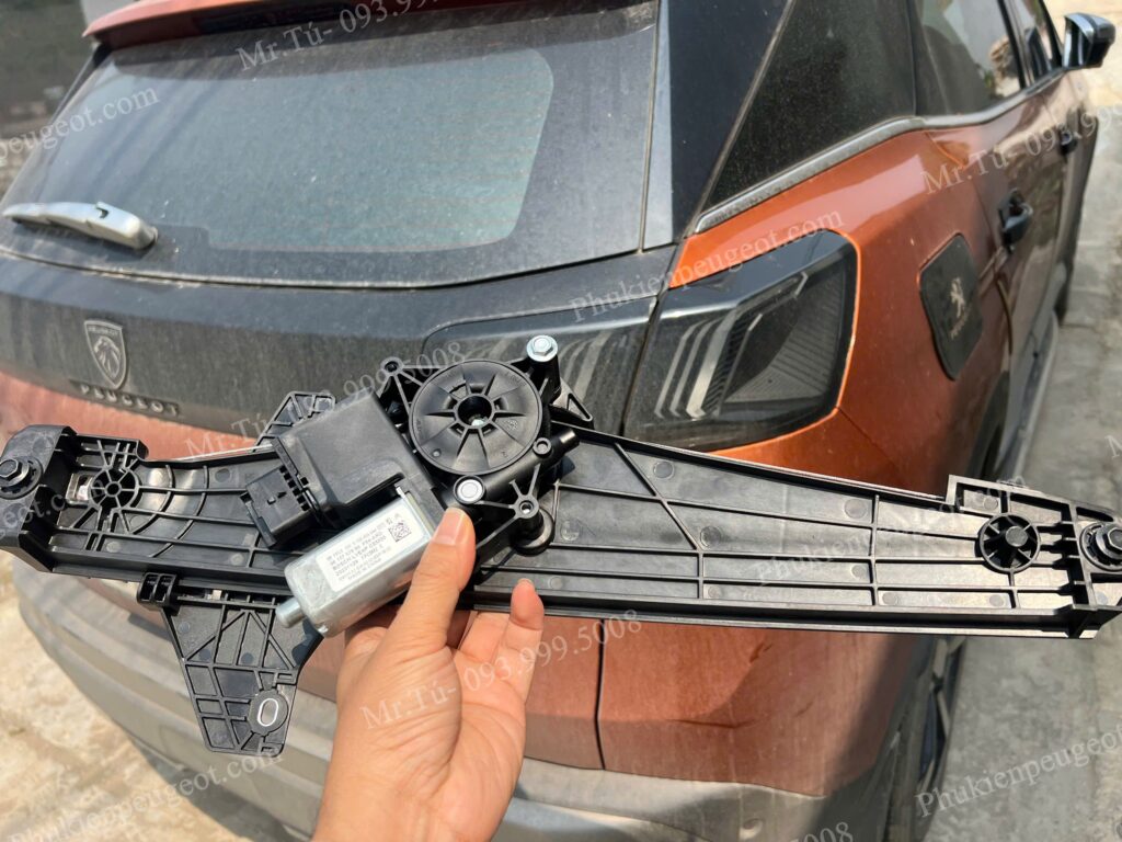 Compa lên xuống kính xe Peugeot