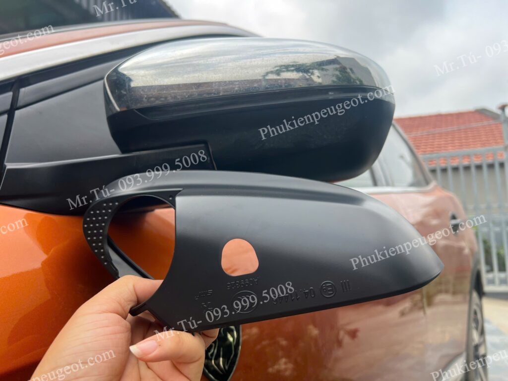 Vỏ dưới gương chiếu hậu Peugeot
