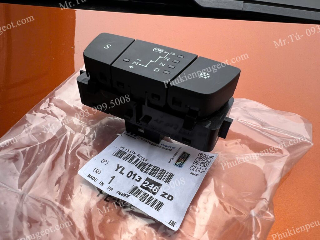 Cụm hiển thị cần số Peugeot 2008 