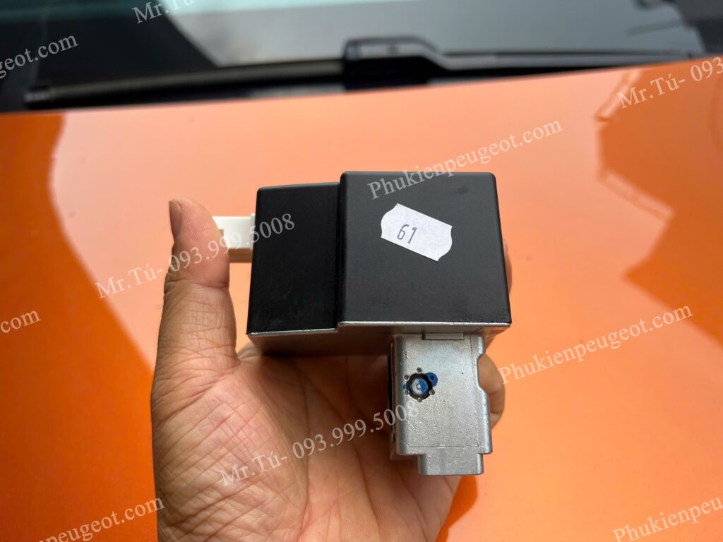 Cụm khóa vô lăng Peugeot 2008