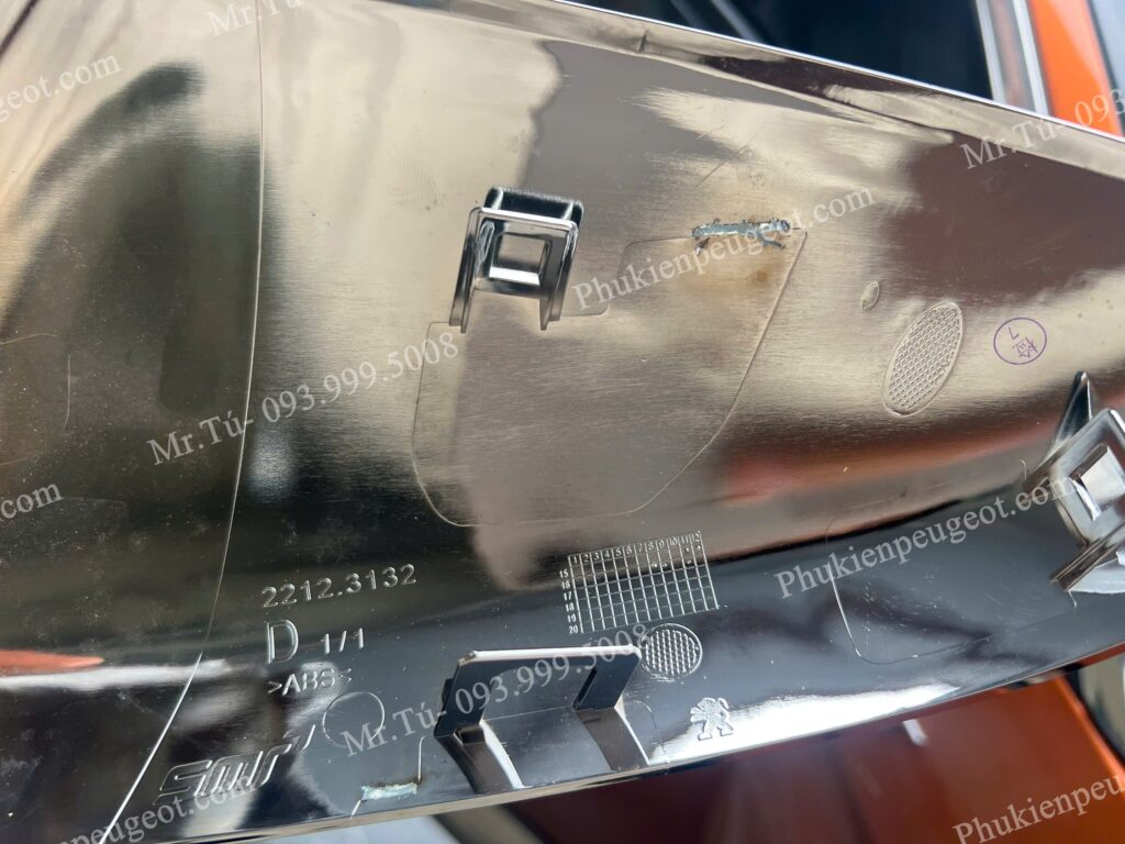 Gáo gương chiếu hậu Peugeot