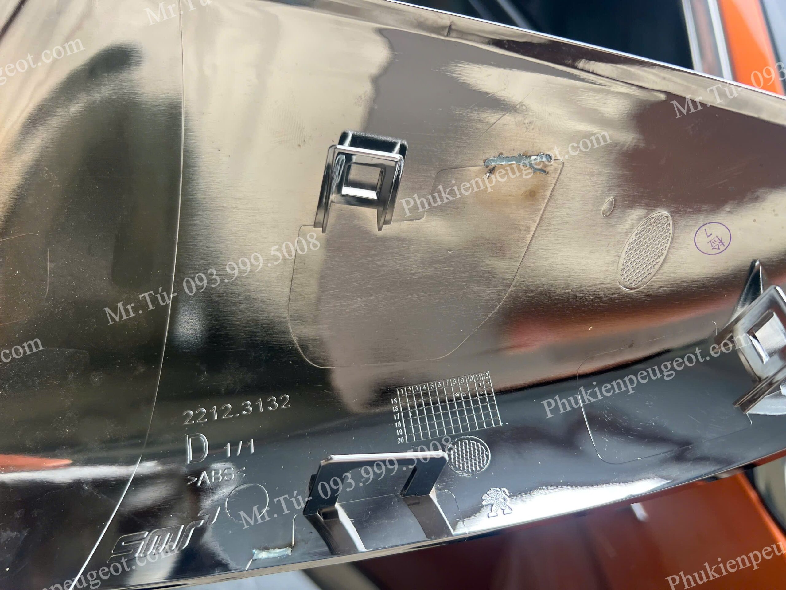 gao-guong-chieu-hau-xe-peugeot (3)