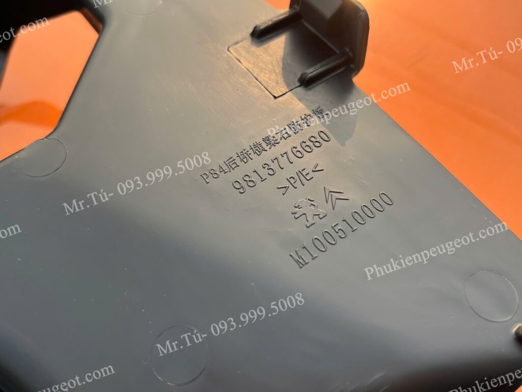Giá đỡ lò xo giảm xóc sau xe Peugeot