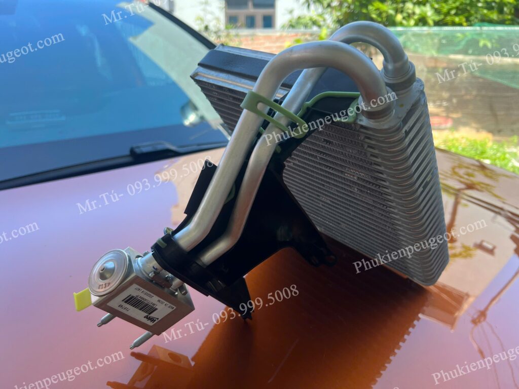 Dàn lạnh xe Peugeot 508