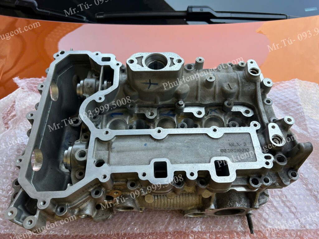 Lốc máy xe Peugeot 2008