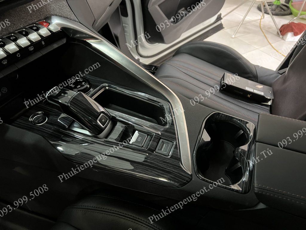 phụ kiện nội thất Peugeot 3008