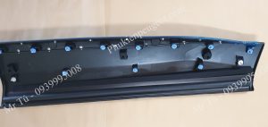 Tấm ốp dưới cửa xe Peugeot