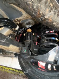Tăm bông giảm xóc sau xe Peugeot 3008