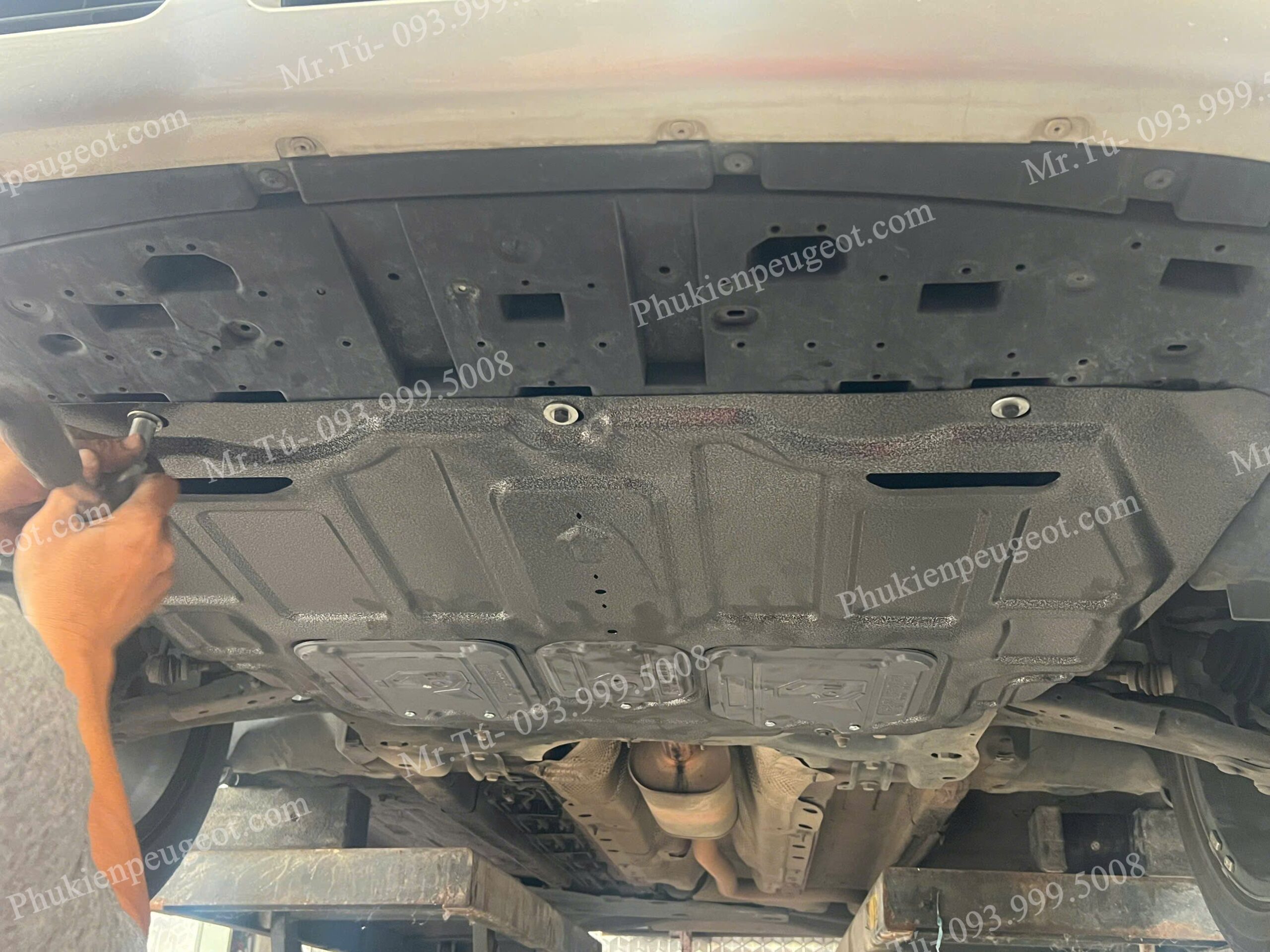 phu-tung-tam-bao-ve-dong-co-peugeot (4)