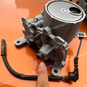 Bơm nhớt động cơ xe Peugeot 3008-5008 chính hãng của Đức
