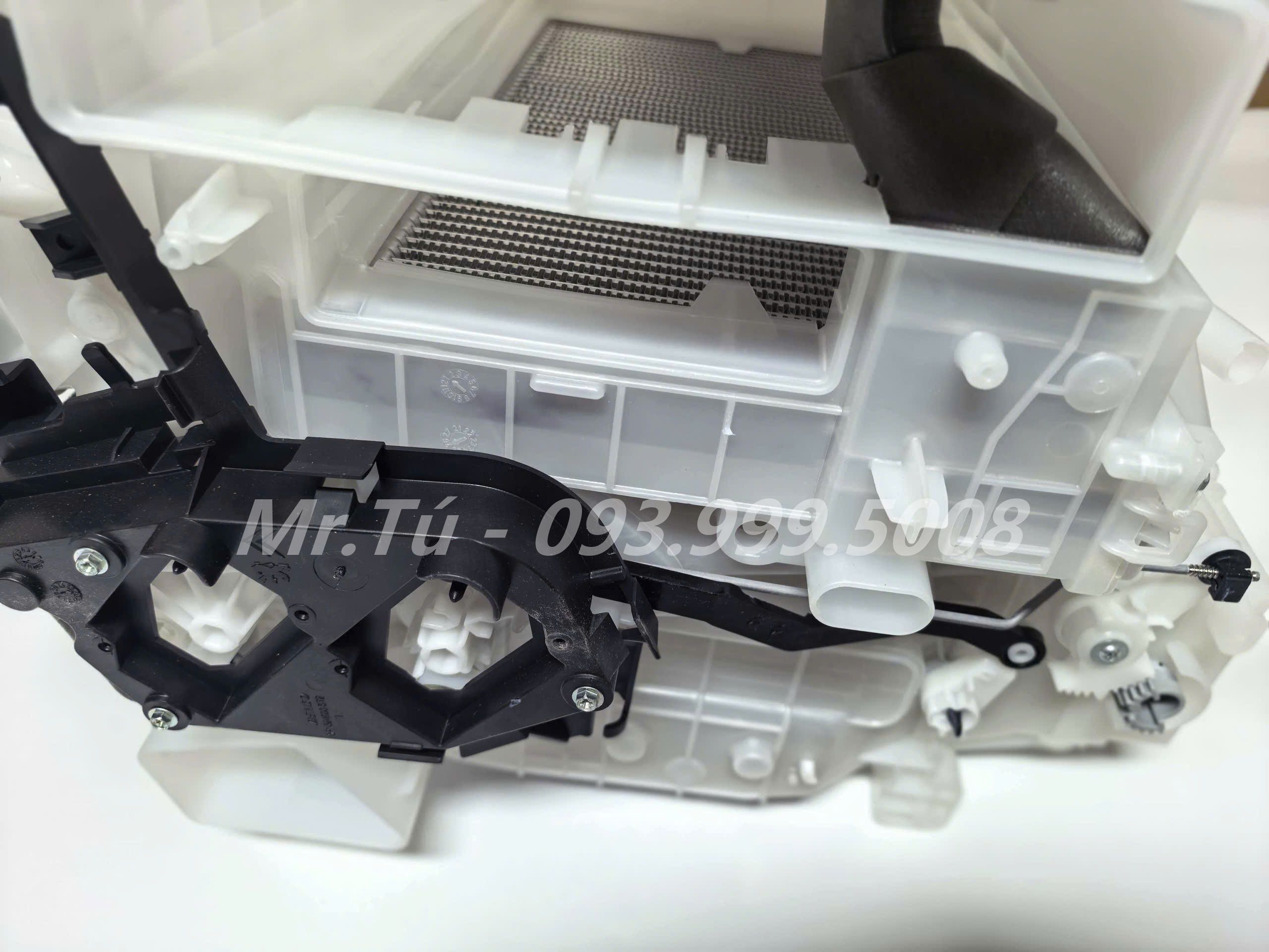 gian-lanh-peugeot-traveller (2)