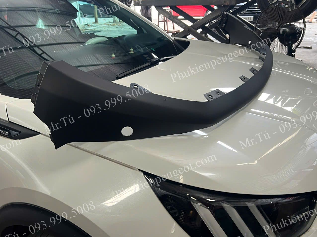 tam-can-duoi-peugeot-2008 (2)