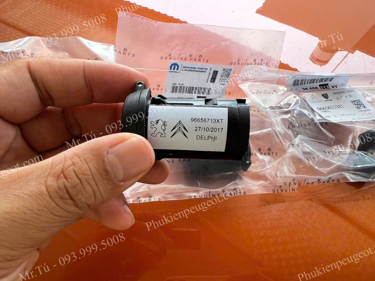cong-usb-dieu-hoa-sau-peugeot (2)