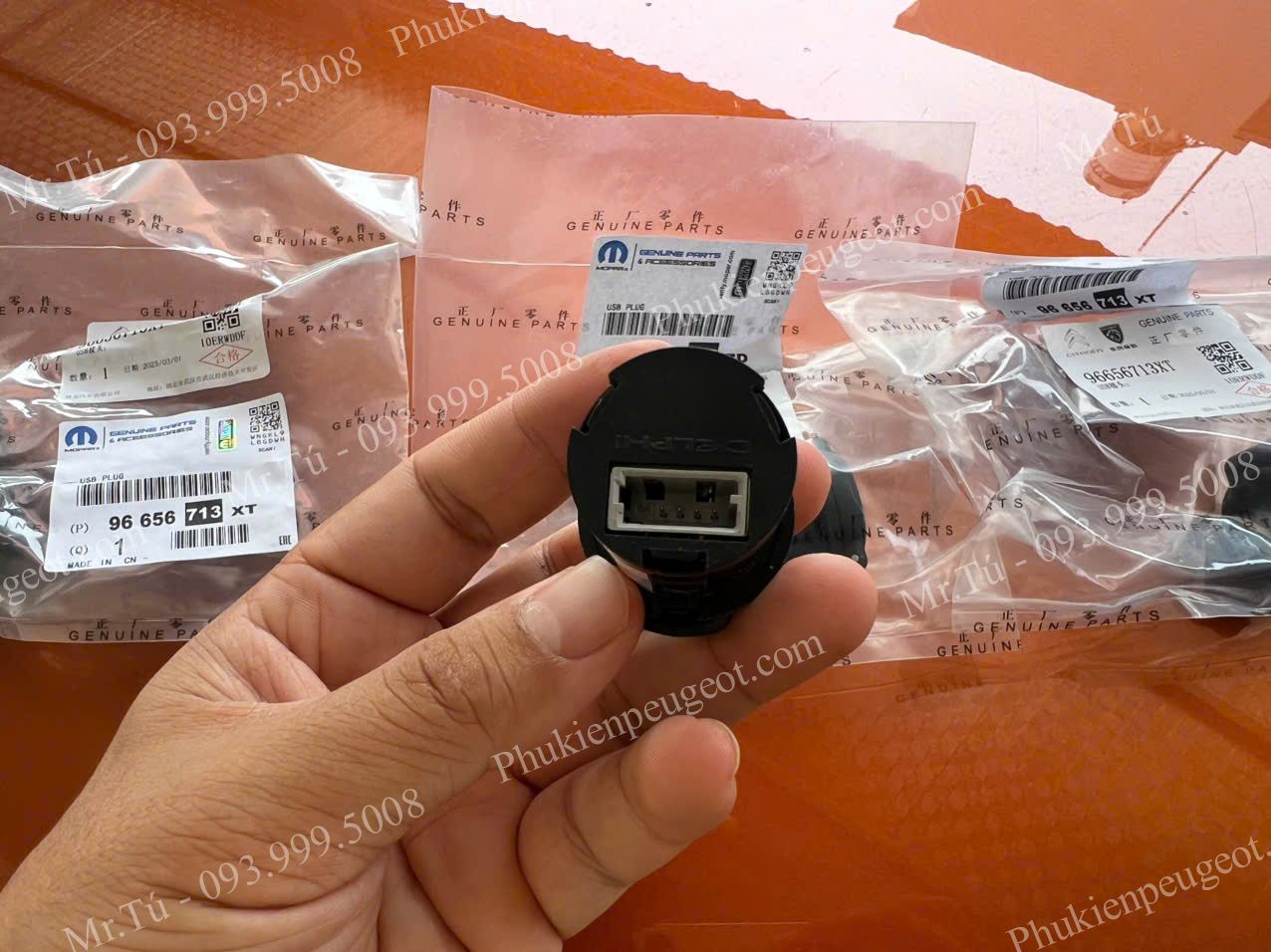 cong-usb-dieu-hoa-sau-peugeot (3)