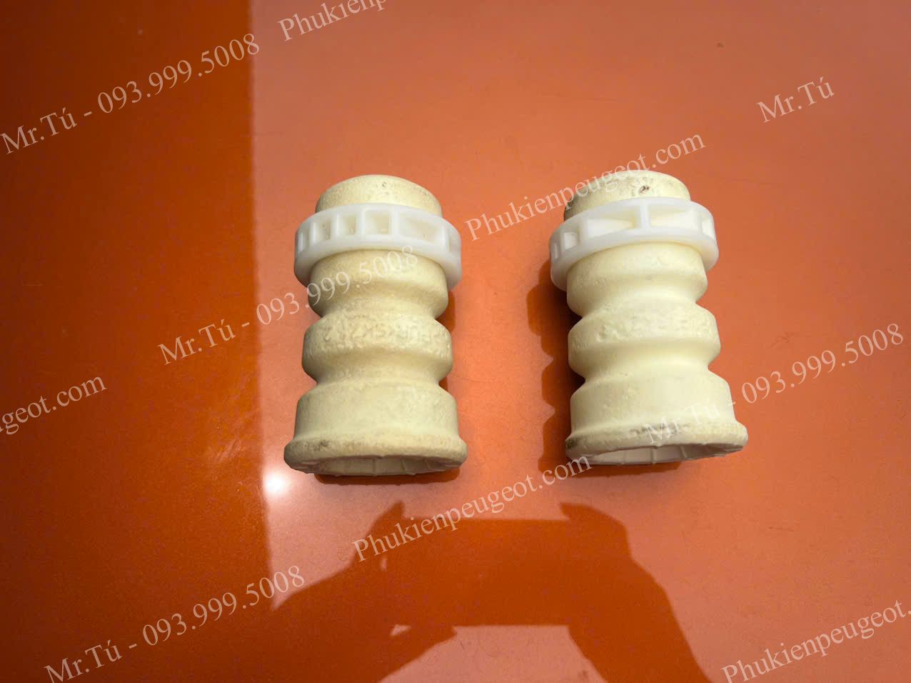 tam-bong-giam-xoc-truoc-peugeot-2008 (3)